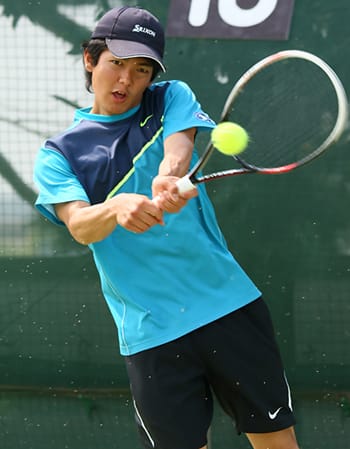男子テニスの伊藤澪央（いとうれお）選手の画像